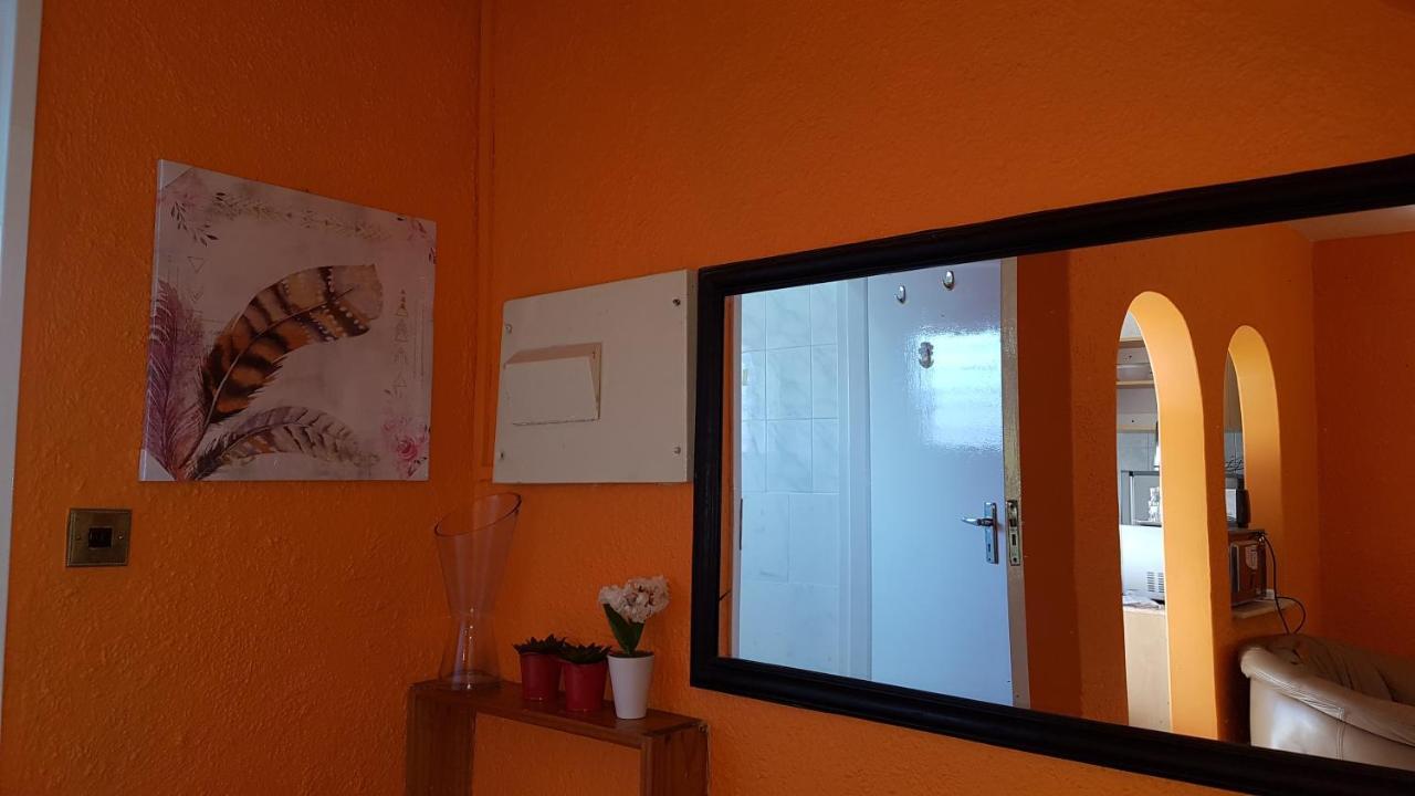 Lolo'S 1Bed Apt-Best Location-2Balconies Harare Zewnętrze zdjęcie