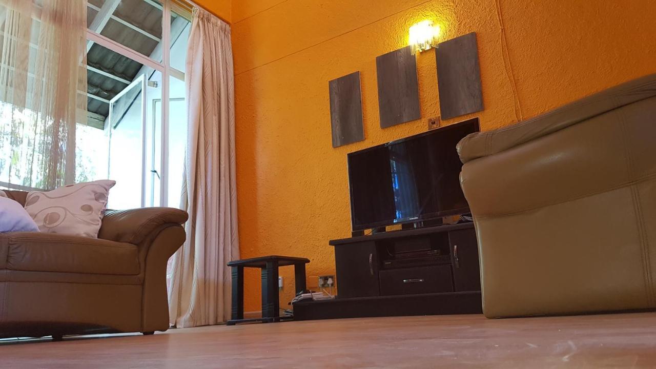 Lolo'S 1Bed Apt-Best Location-2Balconies Harare Zewnętrze zdjęcie